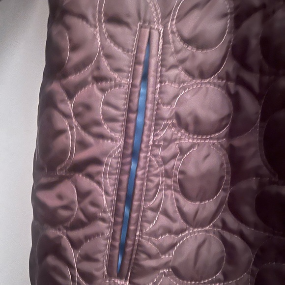 Coach womens Brown Quilted Jacket with light blue silky lining - Picture 5 of 9